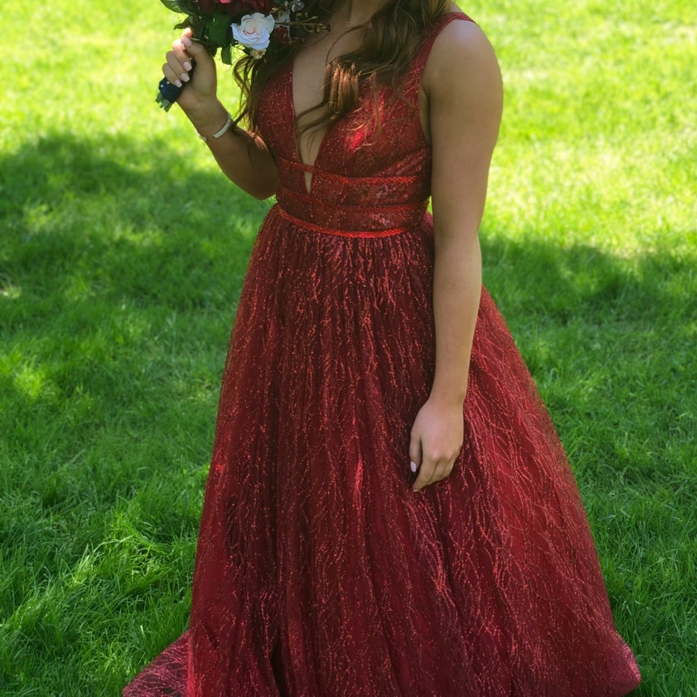Red Prom dress
